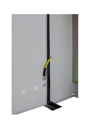 Gas pressure reducing and measuring point (MRS) for 3-4 gas meters